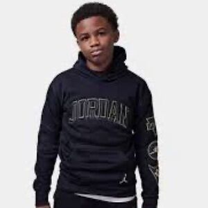 Boys Jordan Brooklyn Fleece hoodie & jogger Matching Set in black/gold